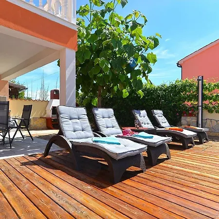 Tatil Evi Mit Privatpool Fuer 6 Personen Ca 80 Qm In Barbariga, Istrien Istrische Riviera *