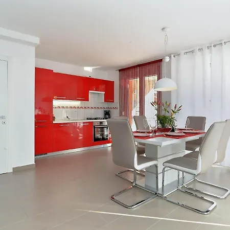Mit Privatpool Fuer 6 Personen Ca 80 Qm In Barbariga, Istrien Istrische Riviera * Barbariga